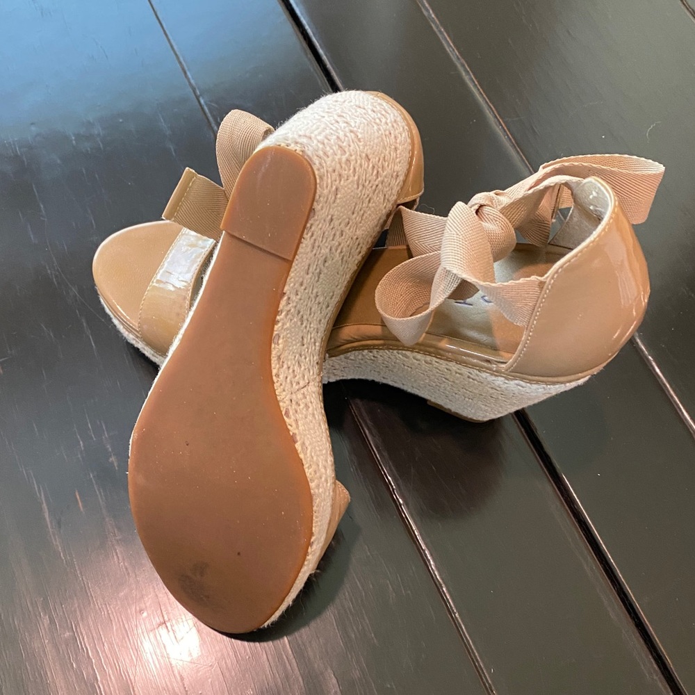 Me Too Platform Lace Wedge Heels - Picture 6 of 11